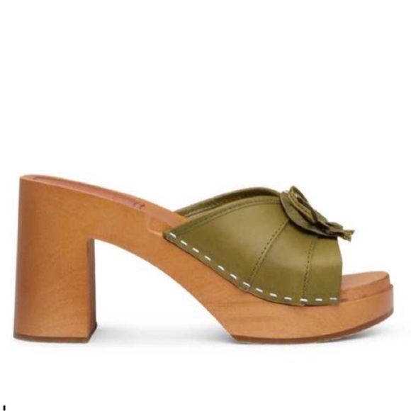 Free People Swedish Hasbeens NWT Olive Green Detail Crowded Slip In Clog fun!🌈 - Picture 4 of 14